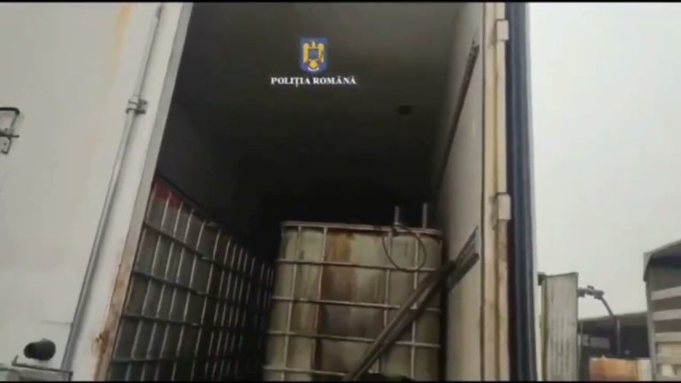 (VIDEO) Gorj: Percheziţii la persoane bănuite de furt de produse petroliere din conducte