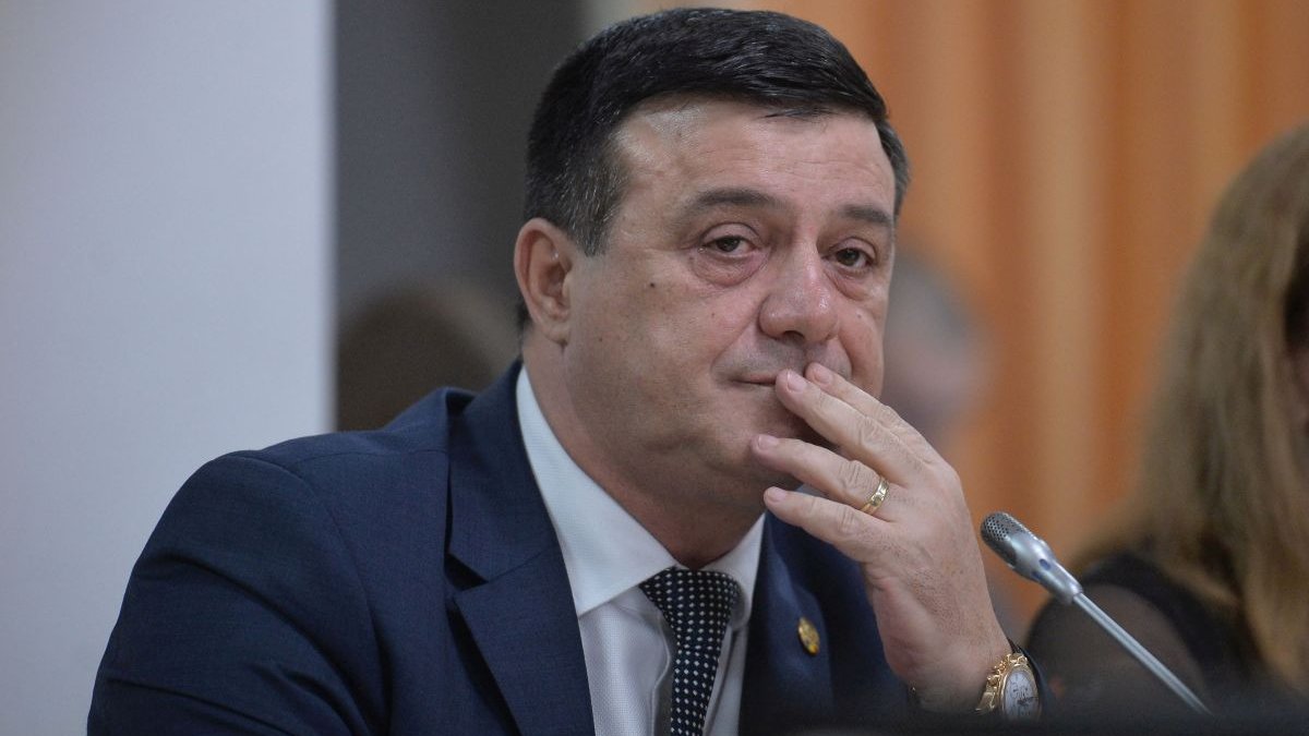 Parlamentul l-a revocat pe Niculae Bădălău din funcția de vicepreședinte al Curții de Conturi