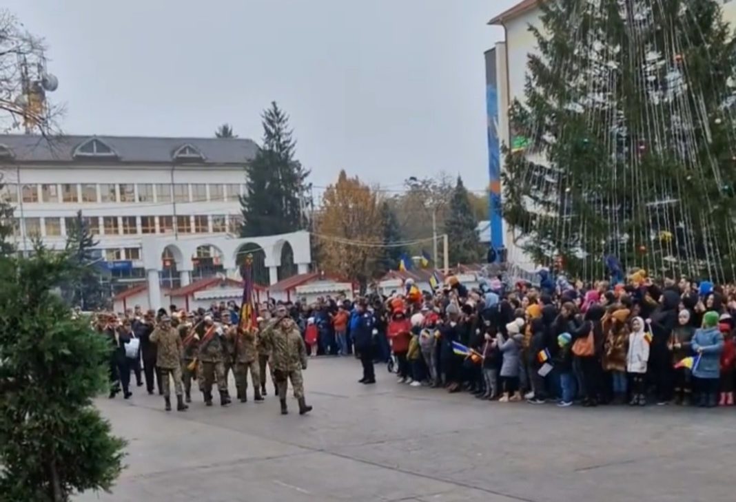 Un cetățean a leșinat la manifestările dedicate Zilei Naționale, la Târgu Jiu