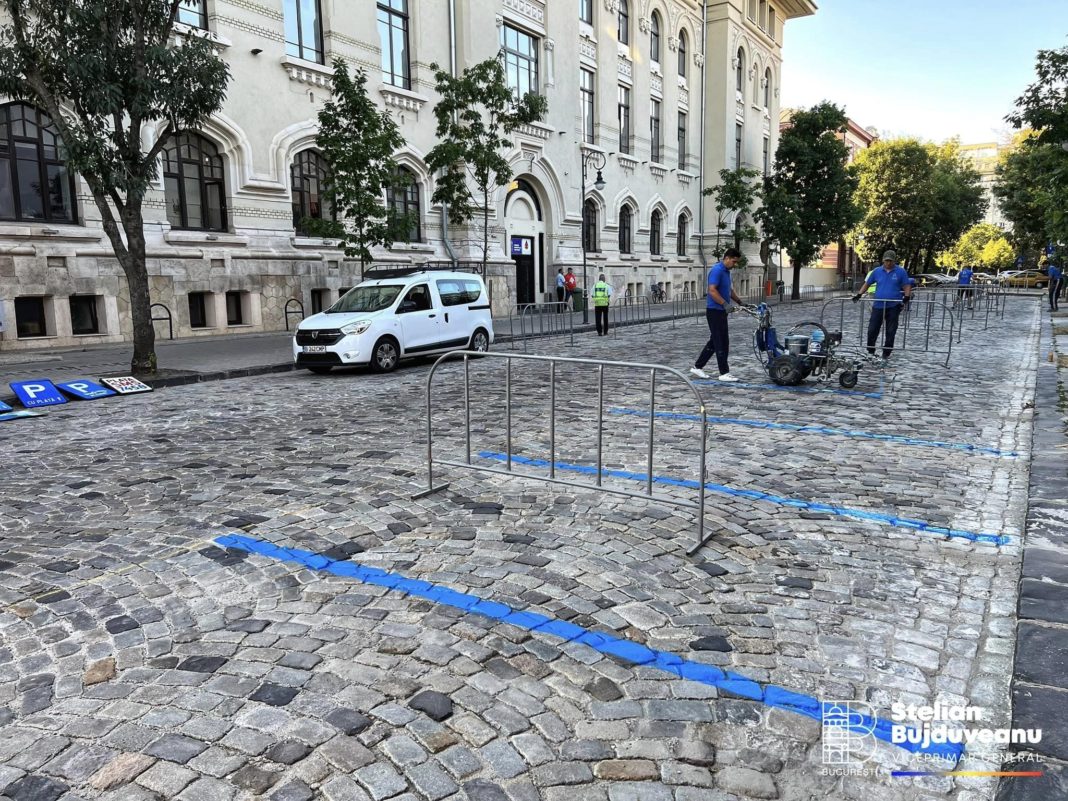 Primăria Capitalei introduce taxă pe parcare și instituțiilor publice