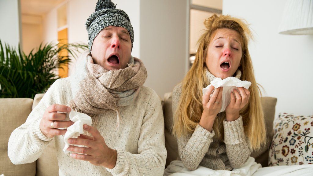 Cercetătorii au descoperit de ce răceala și gripa sunt mai des întâlnite iarna