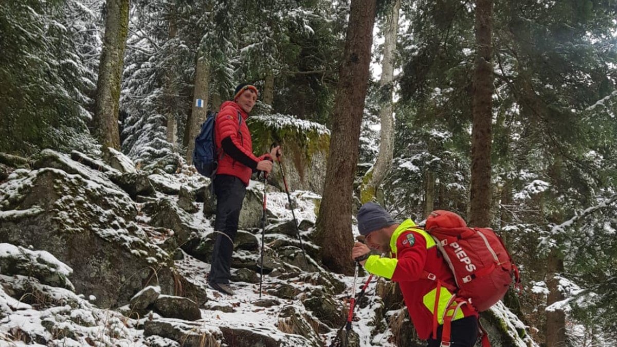 Salvamontiştii au salvat 30 de persoane în ultimele 24 de ore