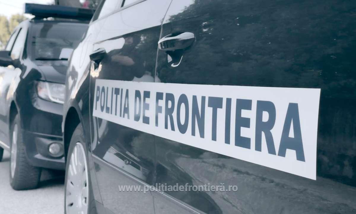 Polițiștii efectuează cercetări pentru săvârșirea infracțiunii de punere în circulație a unui produs purtând o marcă identică sau similară cu o marcă înregistrată pentru produse identice sau similare