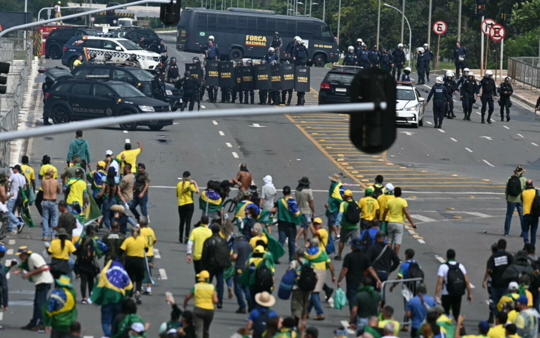 Tentativă de insurecţie în Brazilia