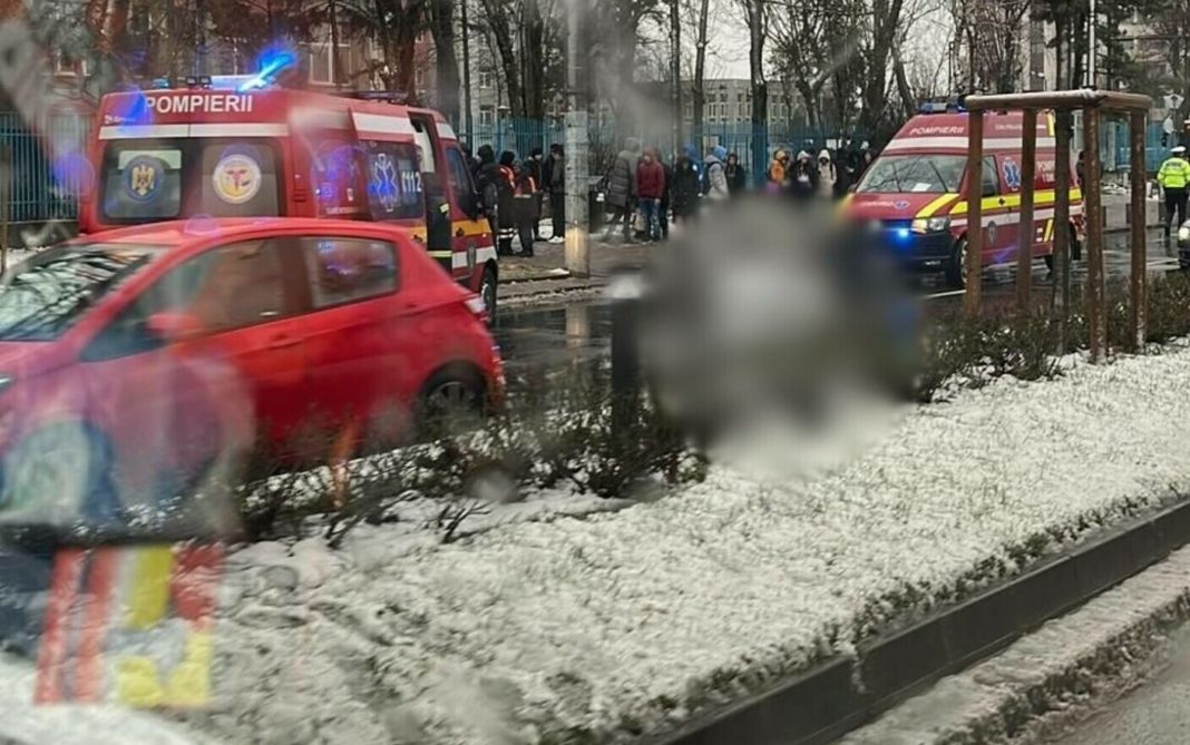 Se efectuează cercetarea la fața locului pentru stabilirea cu exactitate a cauzelor și condițiilor în care s-a produs accidentul de circulație