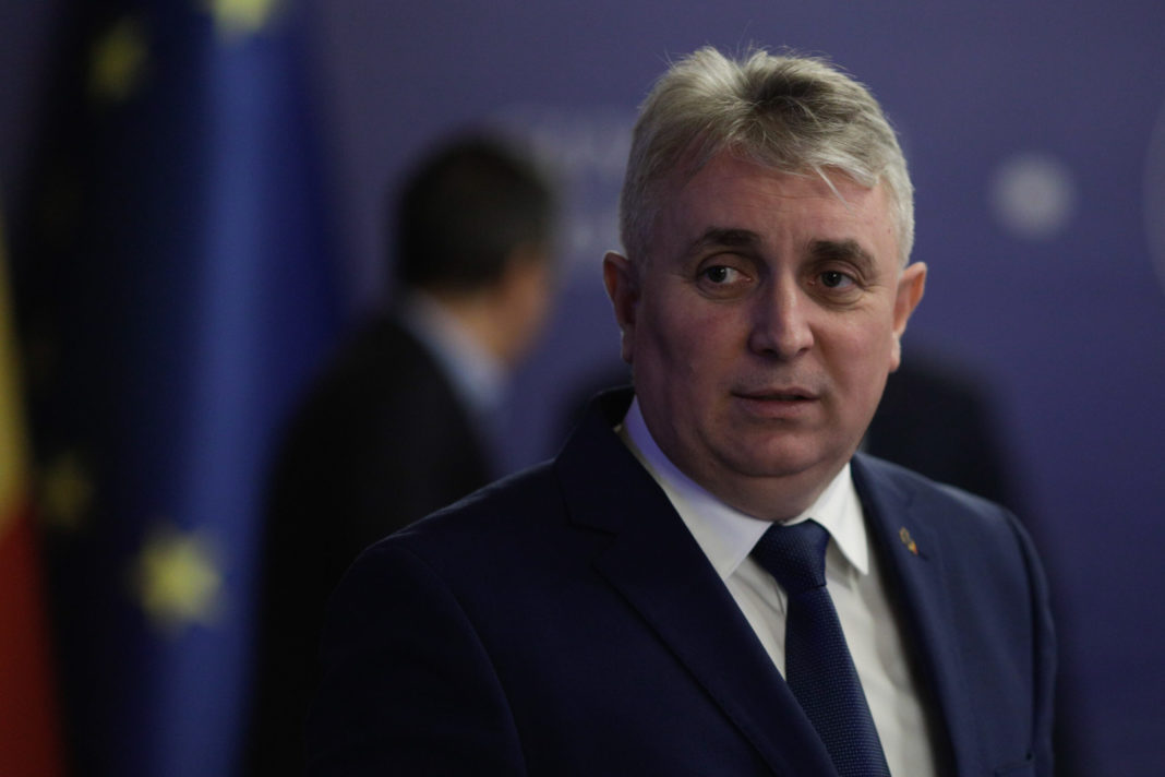 Comisia de etică a UBB: Teza de doctorat a ministrului Lucian Bode este “profund viciată”