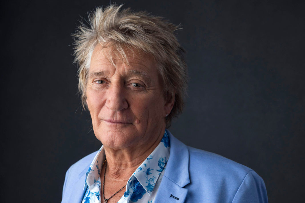 Rod Stewart vrea să achite radiografiile oamenilor care sunt pe listele de aşteptare la spitale