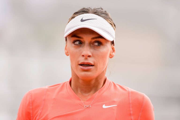 Ana Bogdan a luptat cu Bondar, dar părăseşte Australian Open încă din primul tur