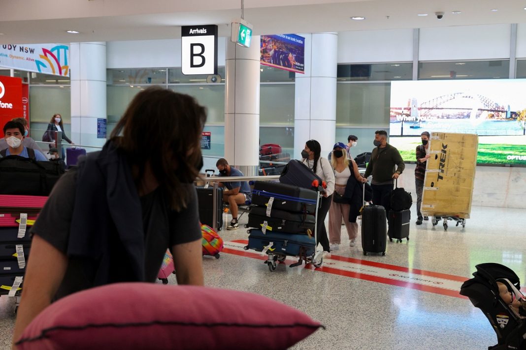 Australia va cere călătorilor din China să prezinte teste negative pentru COVID-19