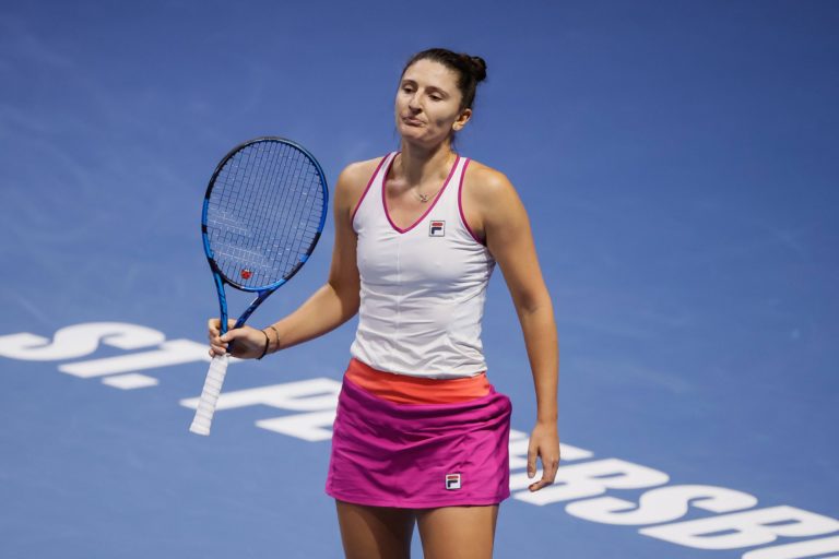 Mică accidentare, dar nu riscă! Irina Begu s-a retras de la Adelaide 2