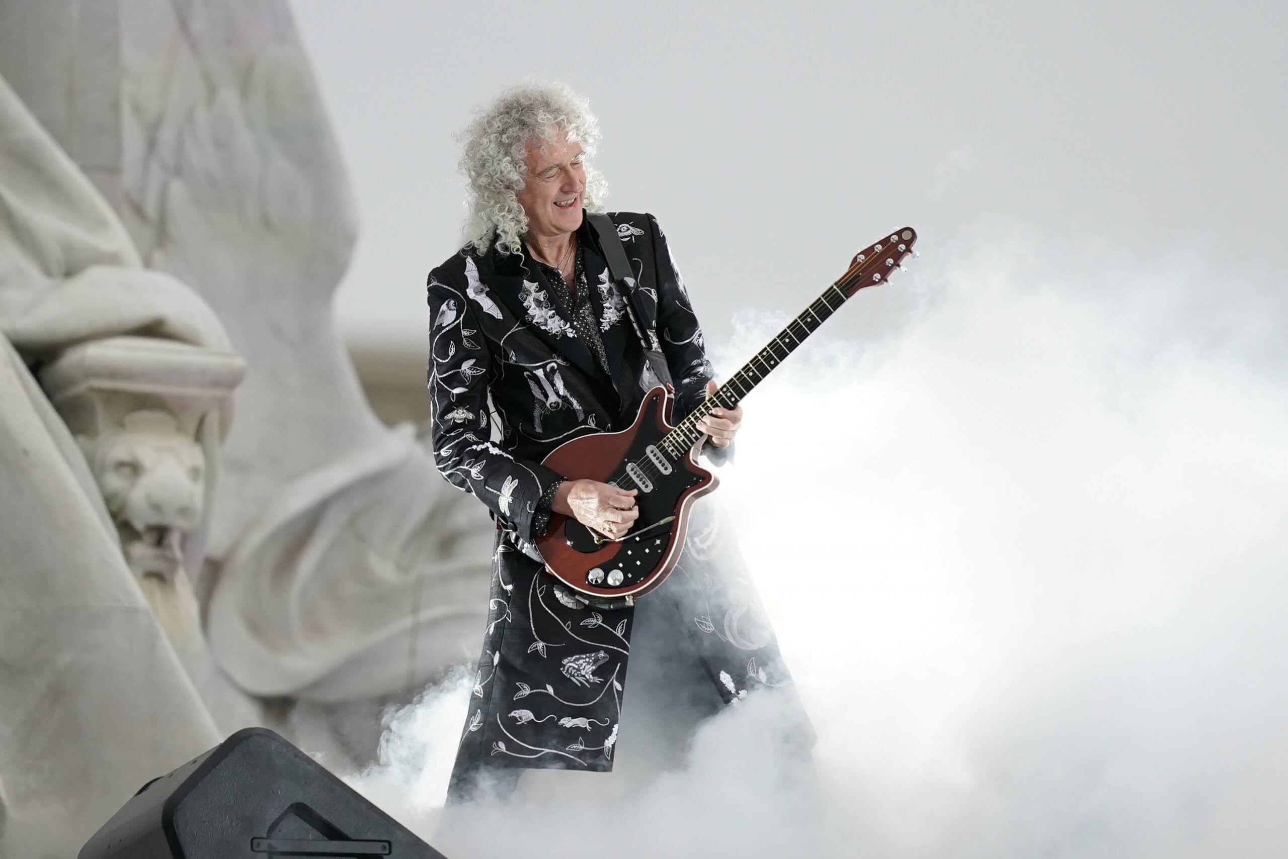Brian May, chitaristul formației Queen, a primit titlul de Sir 