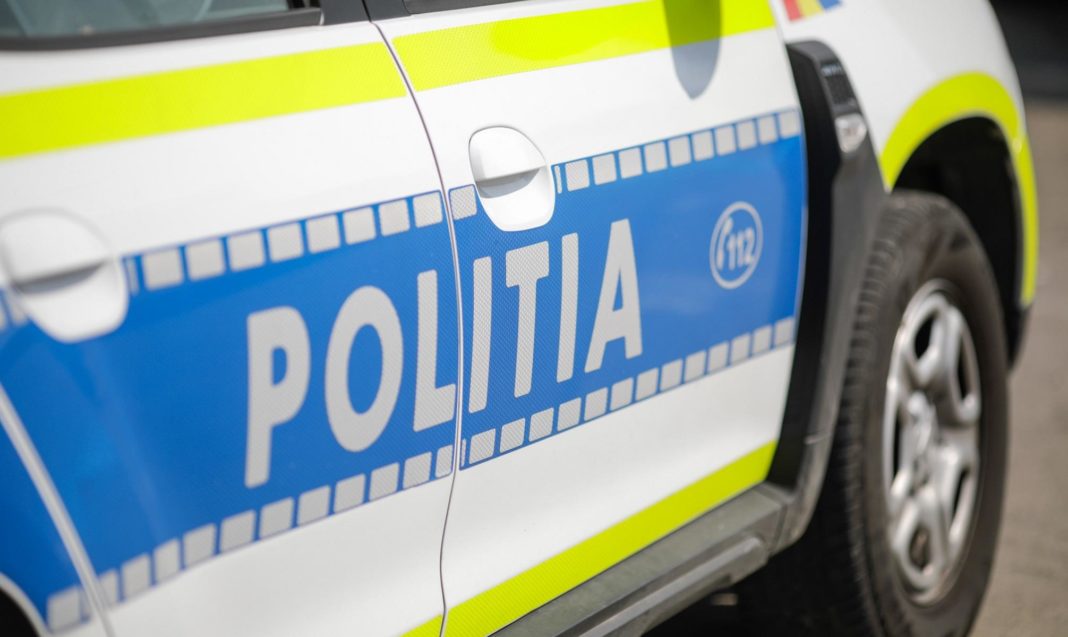 Un tânăr a ajuns la spital după ce a fost atacat cu cuţitul pe stradă de un bărbat