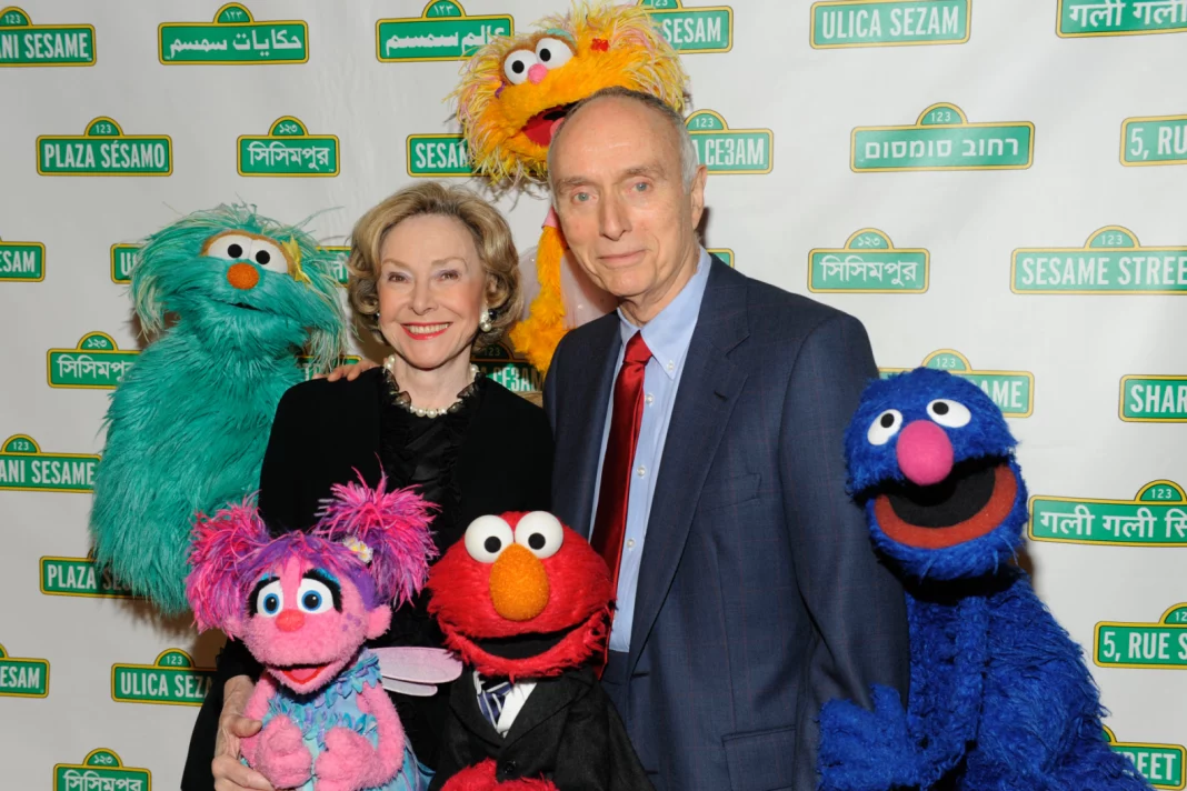 A murit creatorul celebrei emisiuni tv Sesame Street