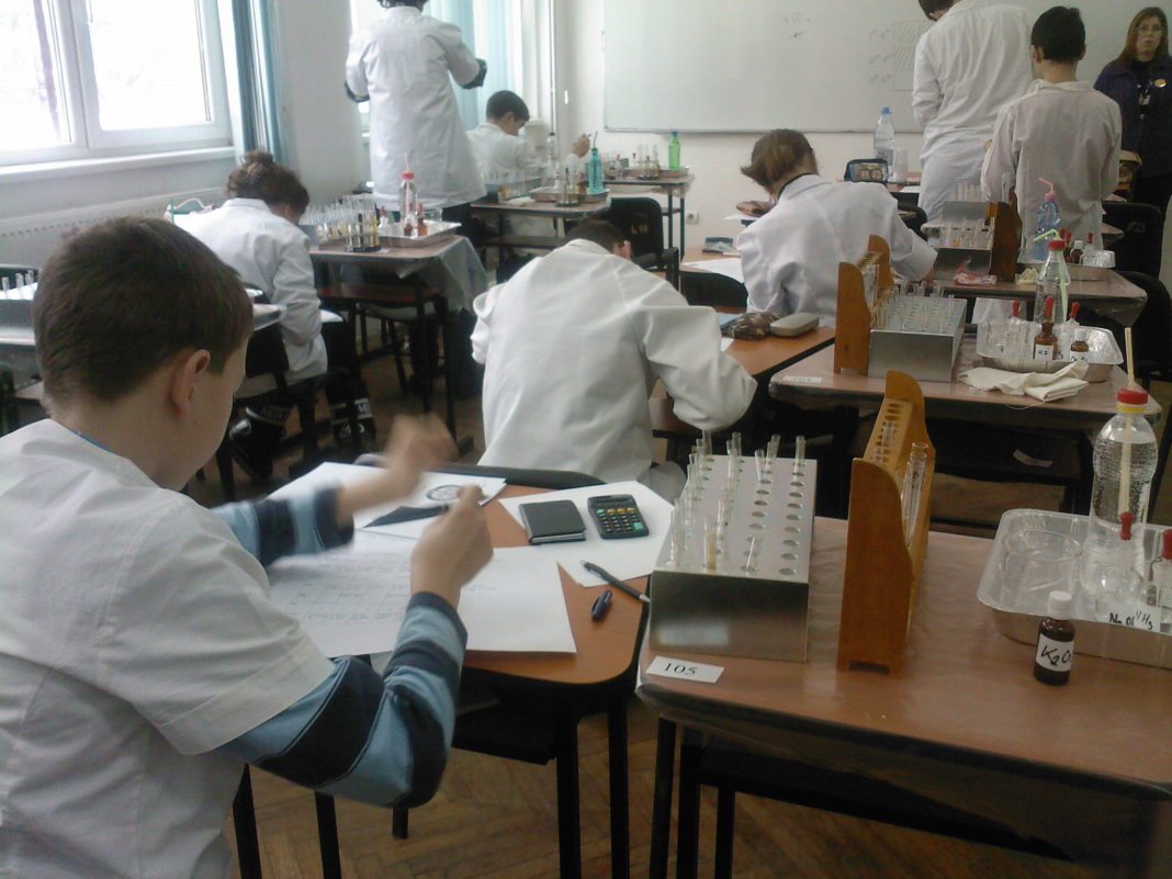 Olimpiada judeţeană de Chimie, la Colegiul 