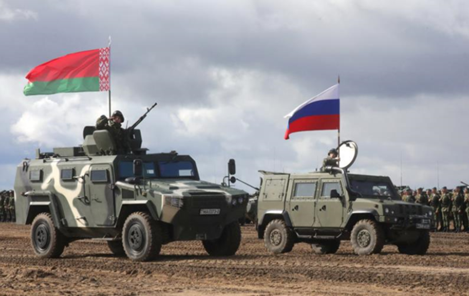 Belarus pune în alertă unitățile de artilerie