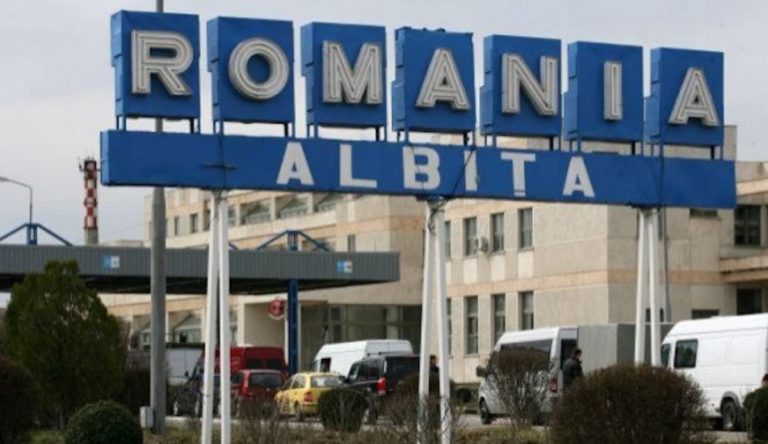 Corupția din vămi: 8 persoane, reținute. 15 , sub control judiciar