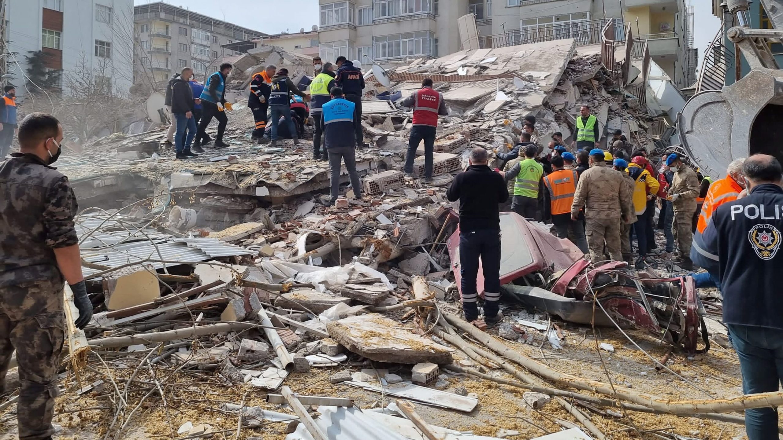 Provincia Malatya a fost deja afectată de cutremurul devastator de la 6 februarie, care a ucis 44.374 de persoane în sudul şi sud-estul Turciei, conform celui mai recent bilanţ oficial