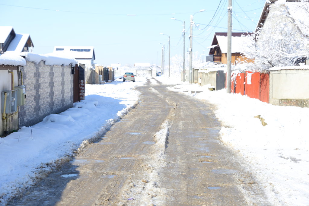 Tronsonul neasfaltat al străzii Moldova