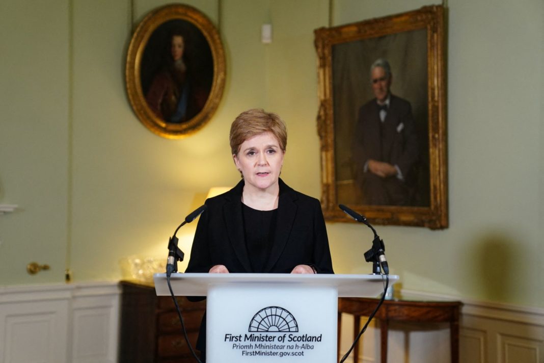 Premierul Scoţiei demisionează