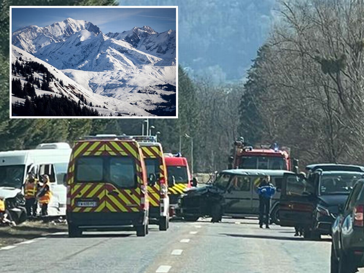 16 răniți, între care șase copii, după ce un microbuz și un taxi s-a ciocnit în Alpii francezi