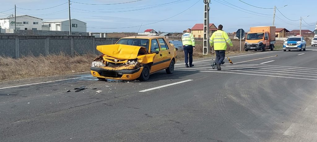Accident soldat cu două victime, în comuna Coşoveni