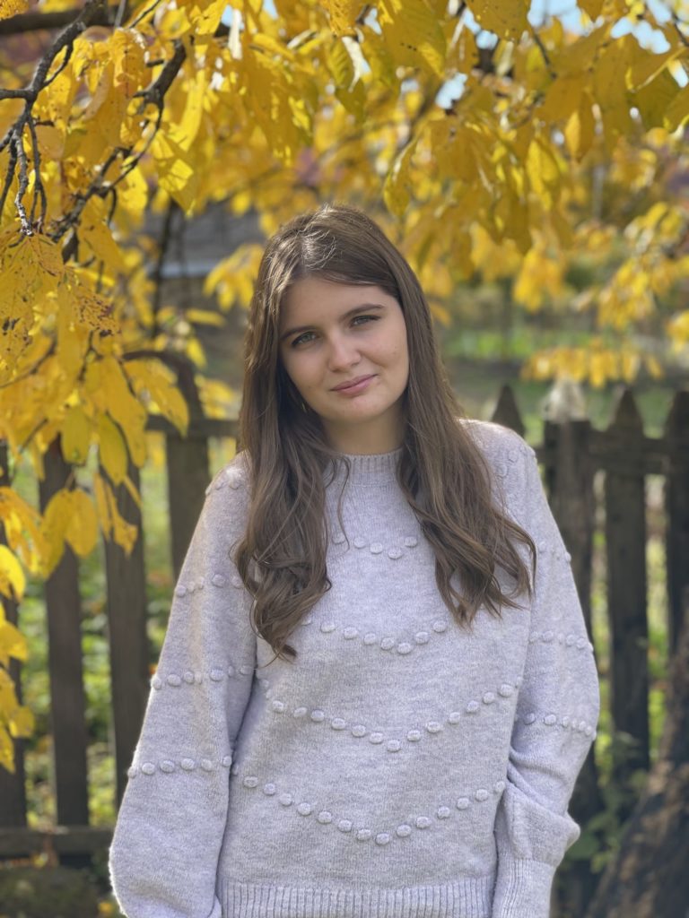 O elevă din Craiova va reprezenta România la Olimpiada Europeană de Matematică