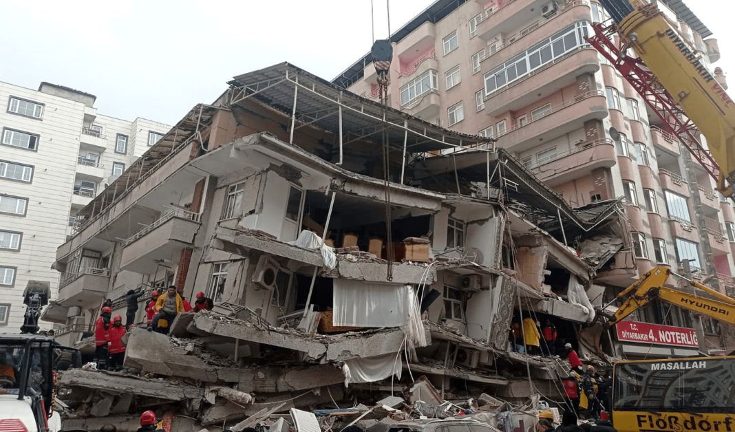 UE a activat Mecanismul de protecţie civilă după cutremurul din Turcia