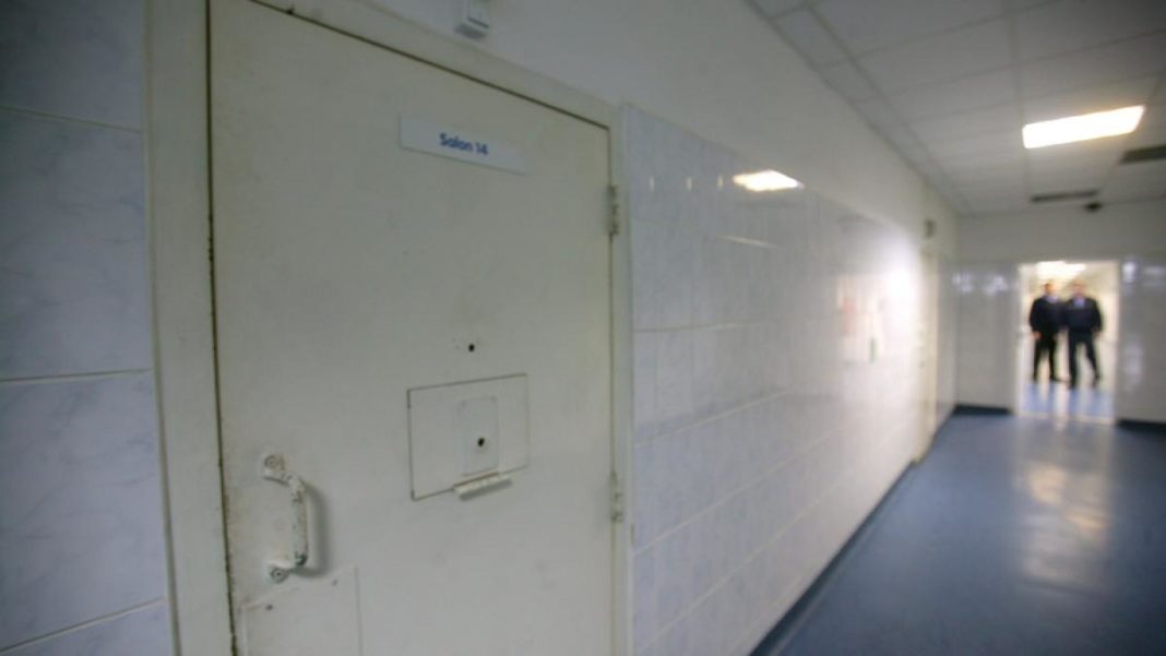 Prejudiciul adus penitenciarului a fost în valoare de aproximativ 970.000 de lei.