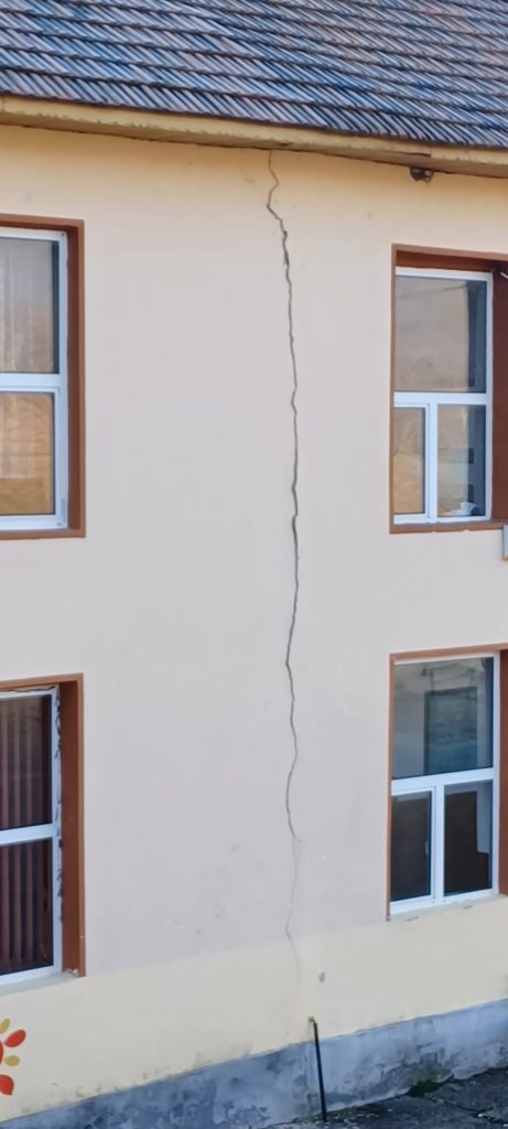 Două școli din Gorj, afectate de cutremur, vor fi demolate