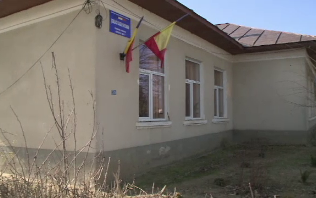 Managerii şcoplilor sunt cei care trebuie să ştie care e starea clădirilor şi dacă prezintă pericol la cutremur