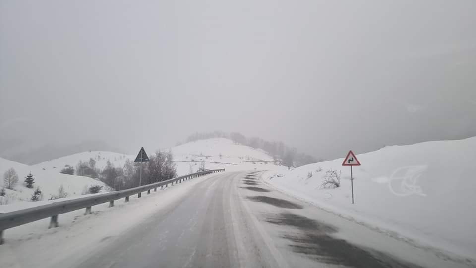 A fost redeschis traficul rutier pe Transalpina