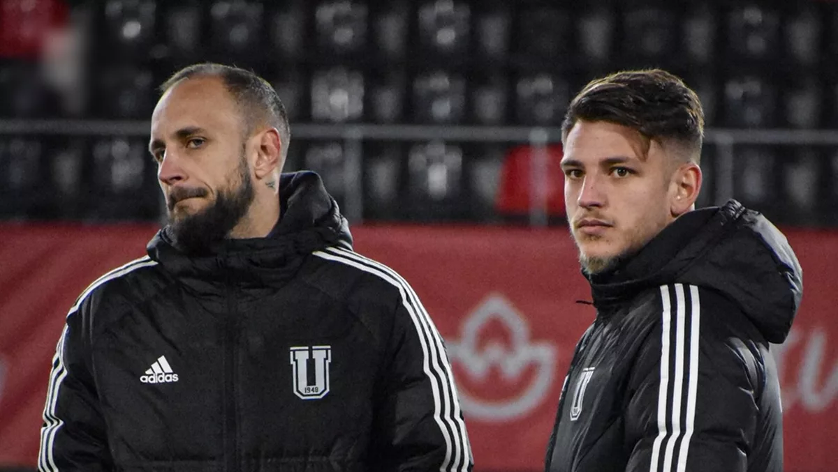 Dragoș Albu (foto dreapta) este foarte optimist în privința play-off-ului (Foto: Facebook FCU)