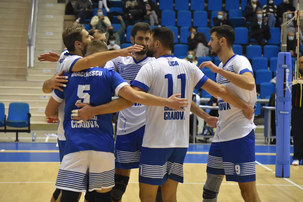 Volei (m) / Dăm startul play-off-ului! SCMU Craiova – Rapid, duel de gală în Bănie