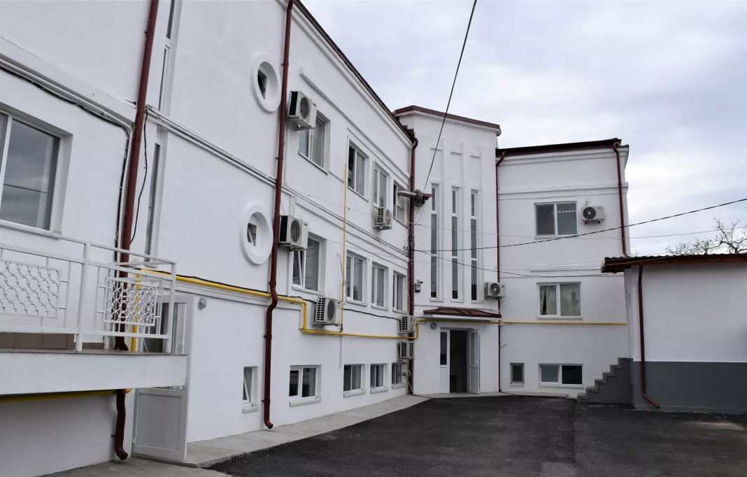 Clădirile în care funcționează Institutul de Medicină Legală Craiova au fost complet renovate cu fonduri din bugetul propriu al Consiliului Județean Dolj