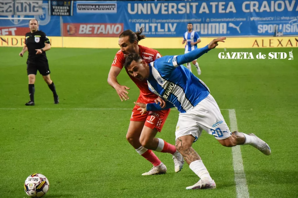 Universitatea Craiova – UTA 2-1 | Alb-albaştrii au luptat, au câştigat şi aplauze au luat