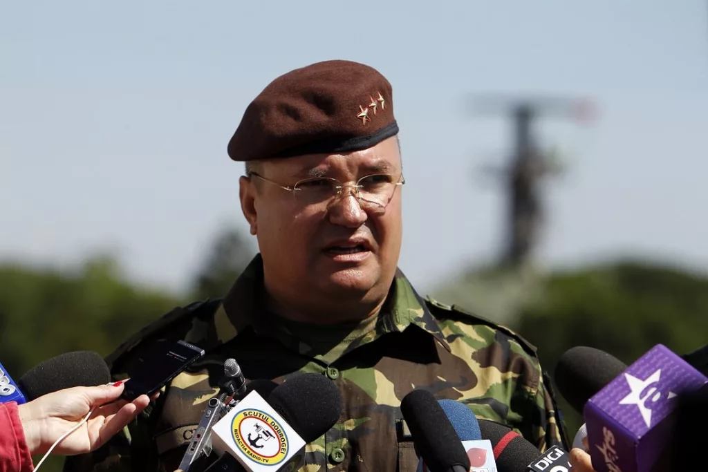 Ciucă: Pensiile militare nu sunt pensii speciale, sunt ocupaţionale