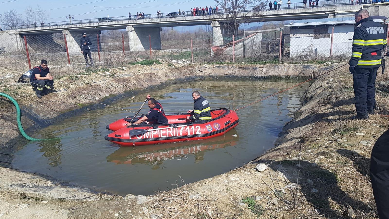 Bătrân găsit mort într-un heleșteu la Albeni