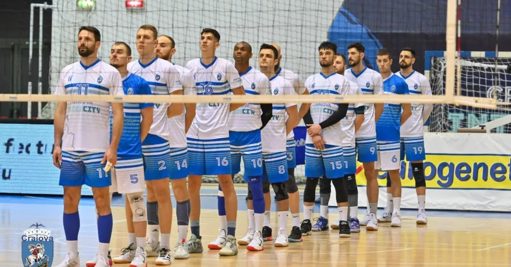 Volei (m) / SCMU Craiova nu a punctat pe terenul campioanei Arcada