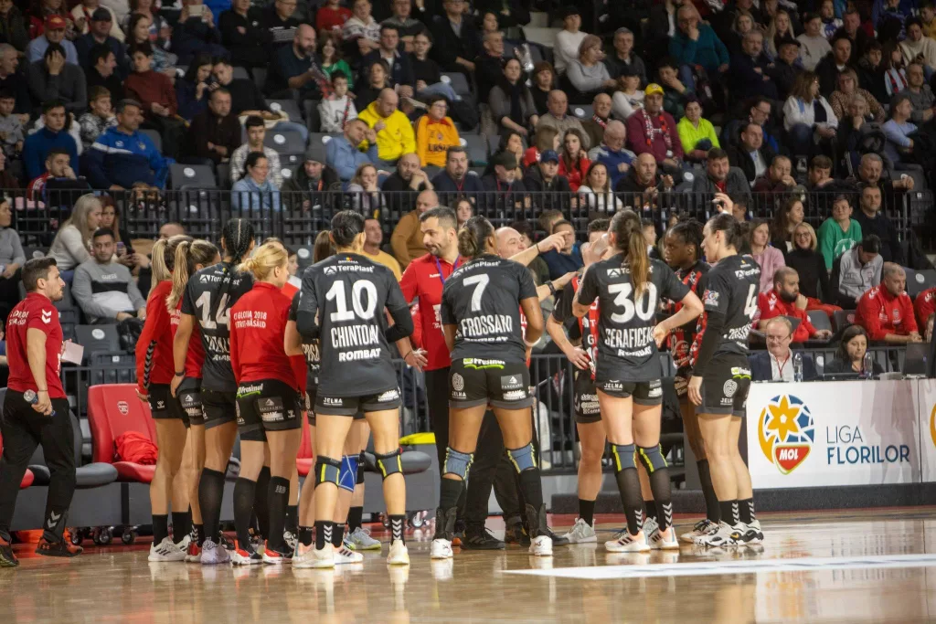 Handbal / S-au stabilit semifinalele Cupei României! CSM Bucureşti e favorită