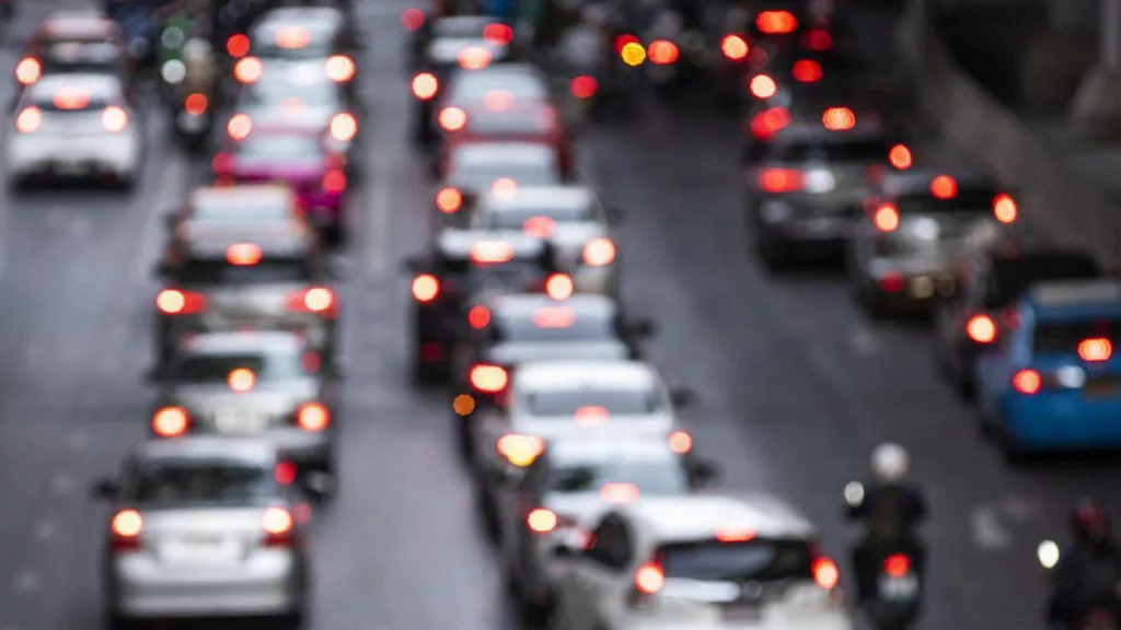 UE a amânat votul privind interzicerea comercializării mașinilor cu motoare pe combustie din 2035