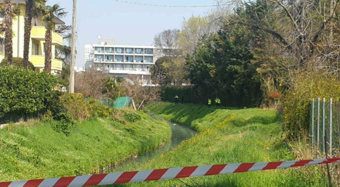 canal it O moldoveancă s-a înecat într-un canal cu apă termală din Italia