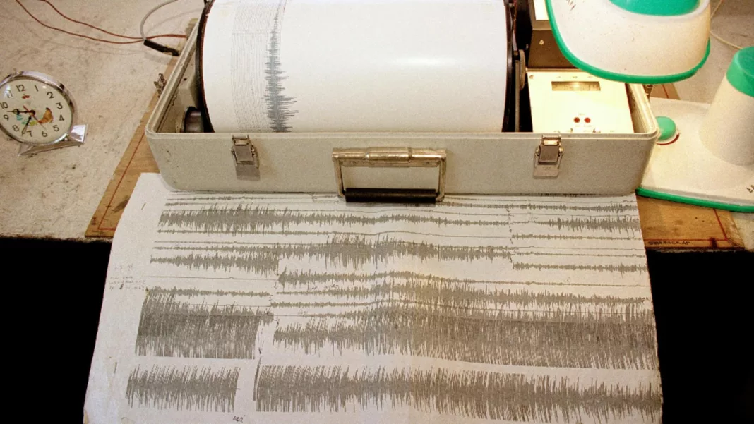 Două cutremure produse în România, duminică