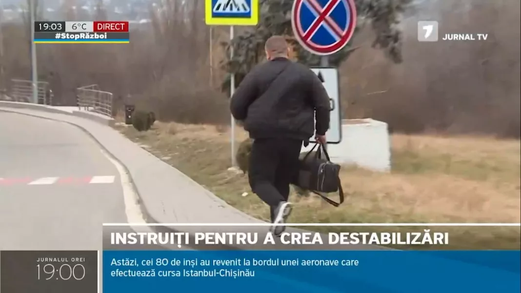 Peste 80 de tineri moldoveni ar fi fost instruiți în Turcia să amplifice protestele din Chișinău