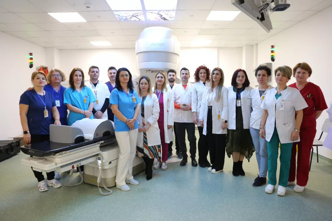 Secţia de Radioterapie a SCJU Craiova: echipă complexă de medici, aparatură unică în Oltenia