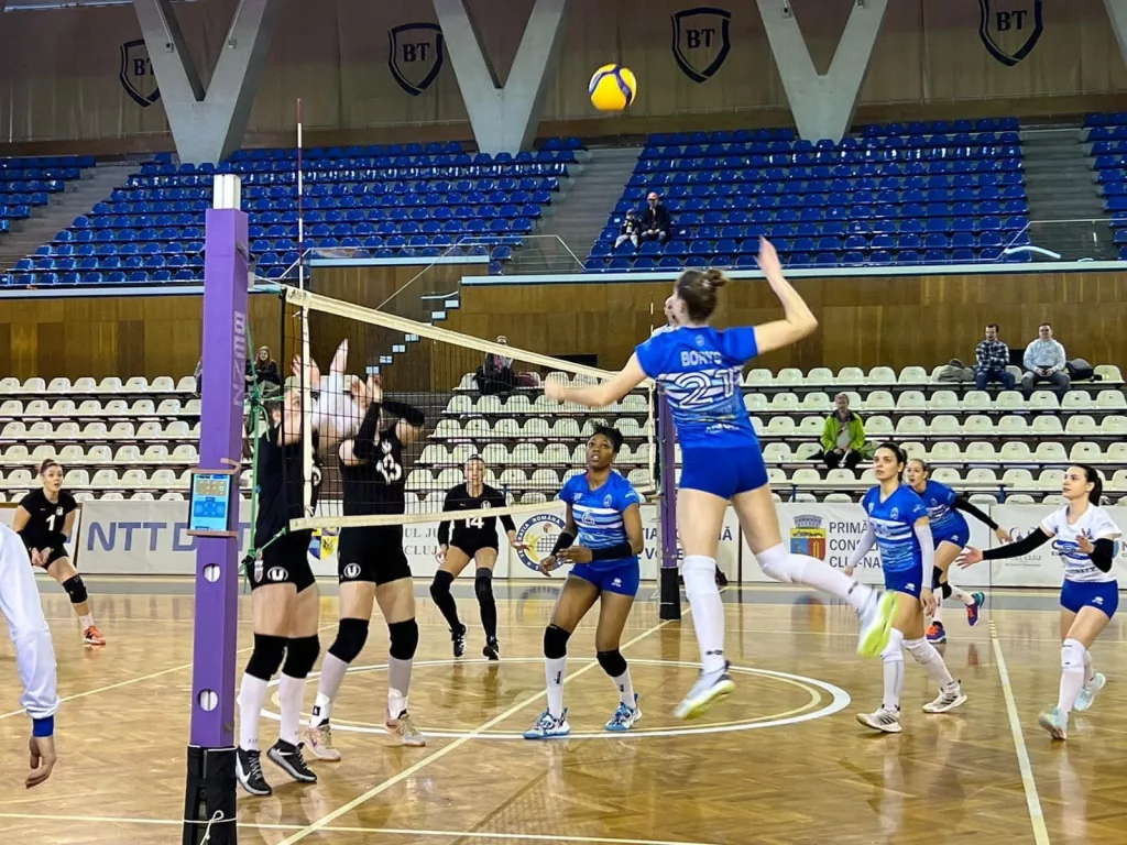 Volei (f) / Rezultat dezamăgitor, situație complicată! SCMU va juca în play-out-ul Diviziei A1