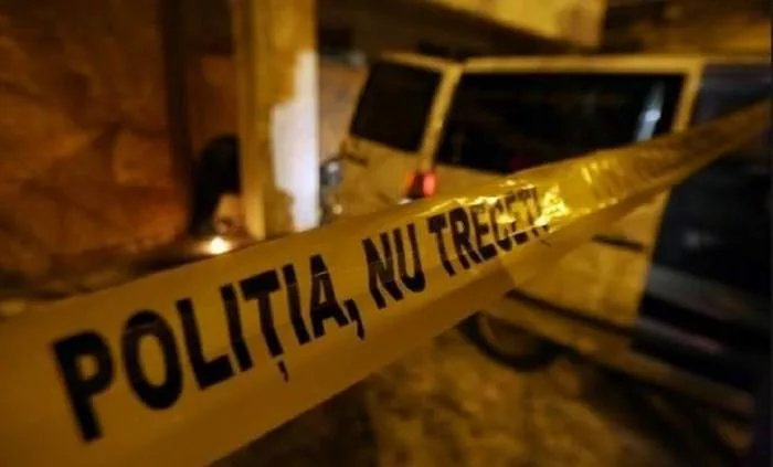Olt: Două persoane găsite moarte în propria locuinţă