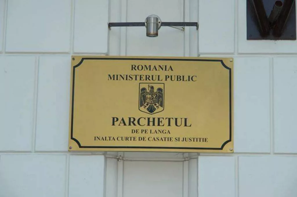Încă doi medici şi un fost manager de spital, puşi sub acuzare în dosarul refolosirii stimulatoarelor cardiace