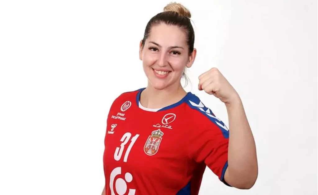Atenție, un nou transfer! SCM Craiova și-a luat pivot: Katarina Bojicic!