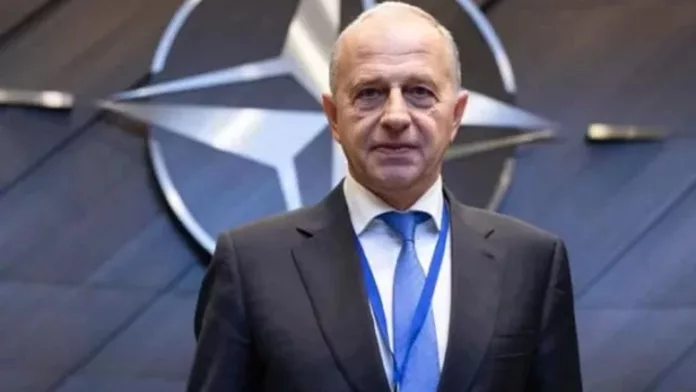 NATO i-a prelungit mandatul lui Mircea Geoană Secretarul General Adjunct al Alianței Nord-Atlantice, Mircea Geoană, vine la Craiova