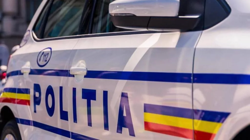 Trei minori cu cagule au comis un jaf în plină zi la Târgu Jiu